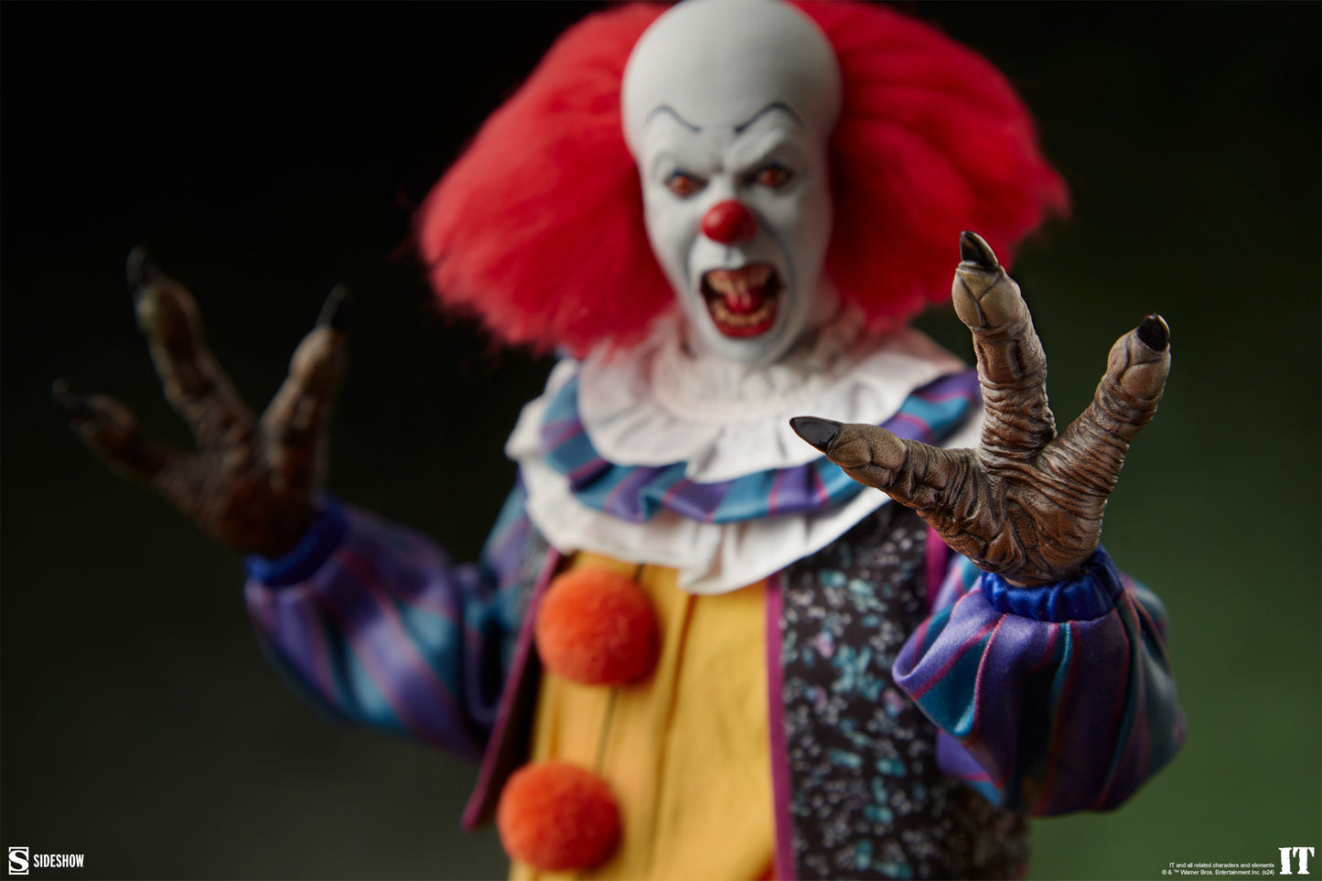 PRE-ORDER Pennywise Sixth Scale Figure