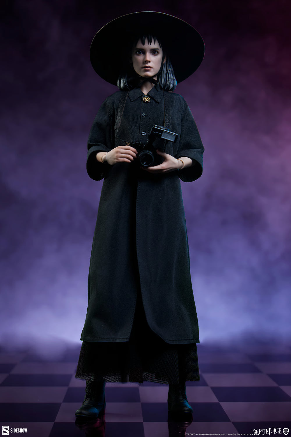 PRE-ORDER Sideshow Beetlejuice Lydia Deetz Sixth Scale Figure