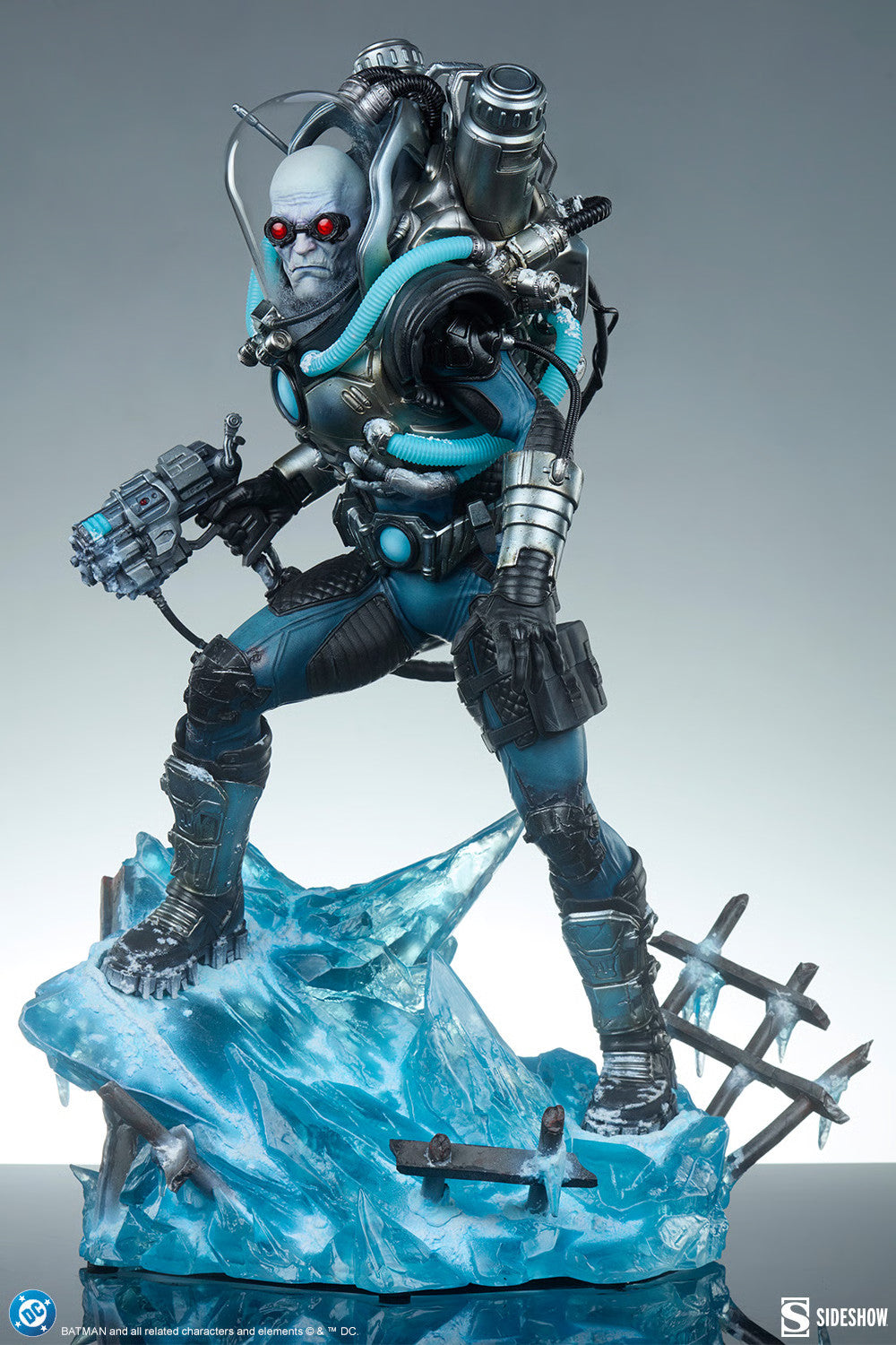 PRE-ORDER Sideshow DC Comics Mr. Freeze Premium Format Figure