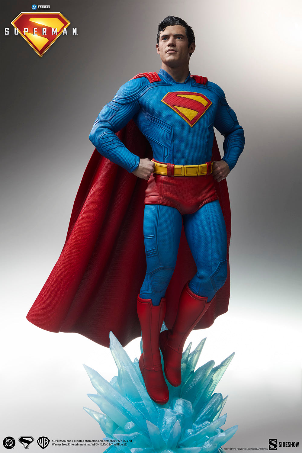 PRE-ORDER Superman™ Premium Format™ Figure