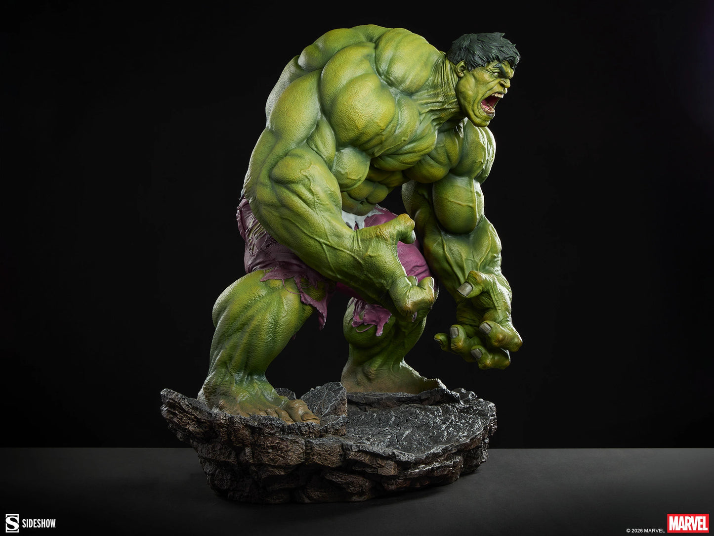 PRE-ORDER Marvel Hulk Premium Format Statue Sideshow Collectibles