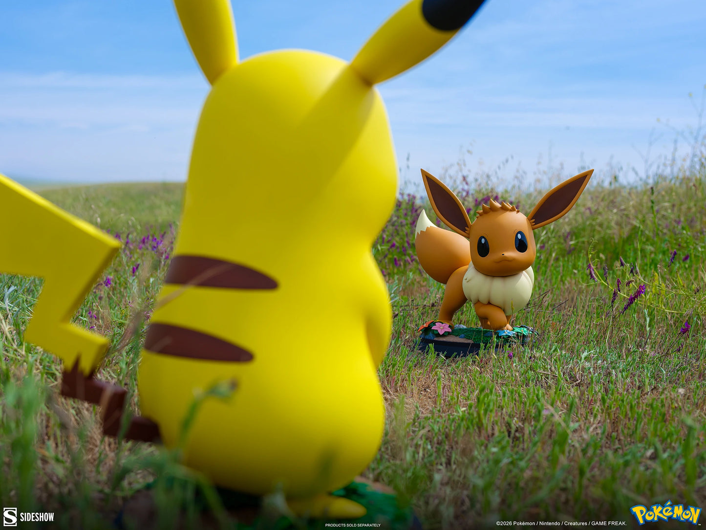 PRE-ORDER Sideshow Collectibles Pokémon Eevee Life-Size Figure