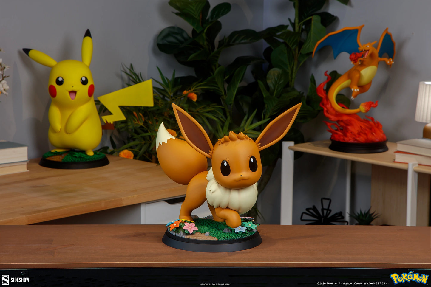 PRE-ORDER Sideshow Collectibles Pokémon Eevee Life-Size Figure