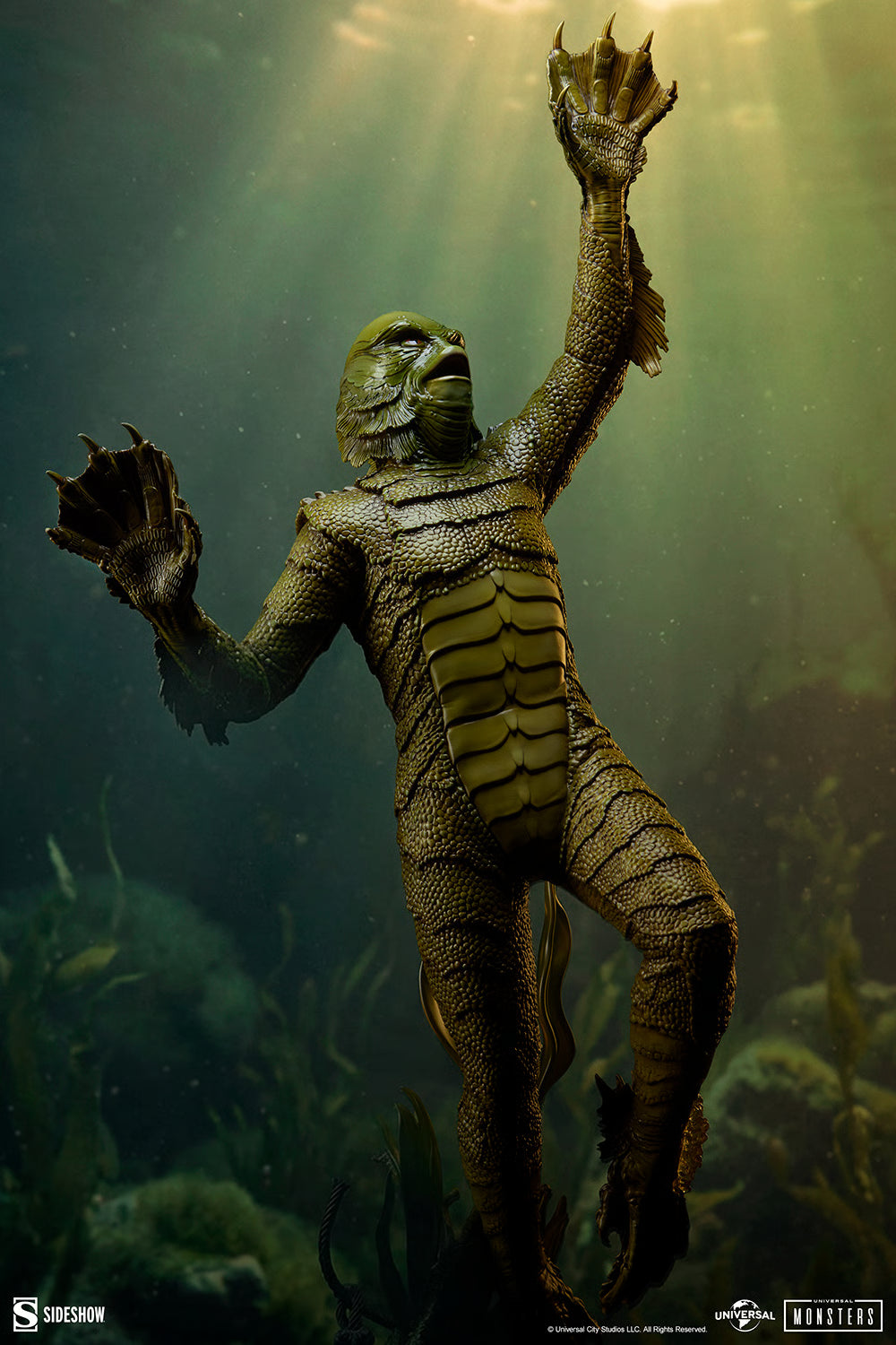 PRE-ORDER Sideshow Universal Monsters Creature from the Black Lagoon Premium Format Figure