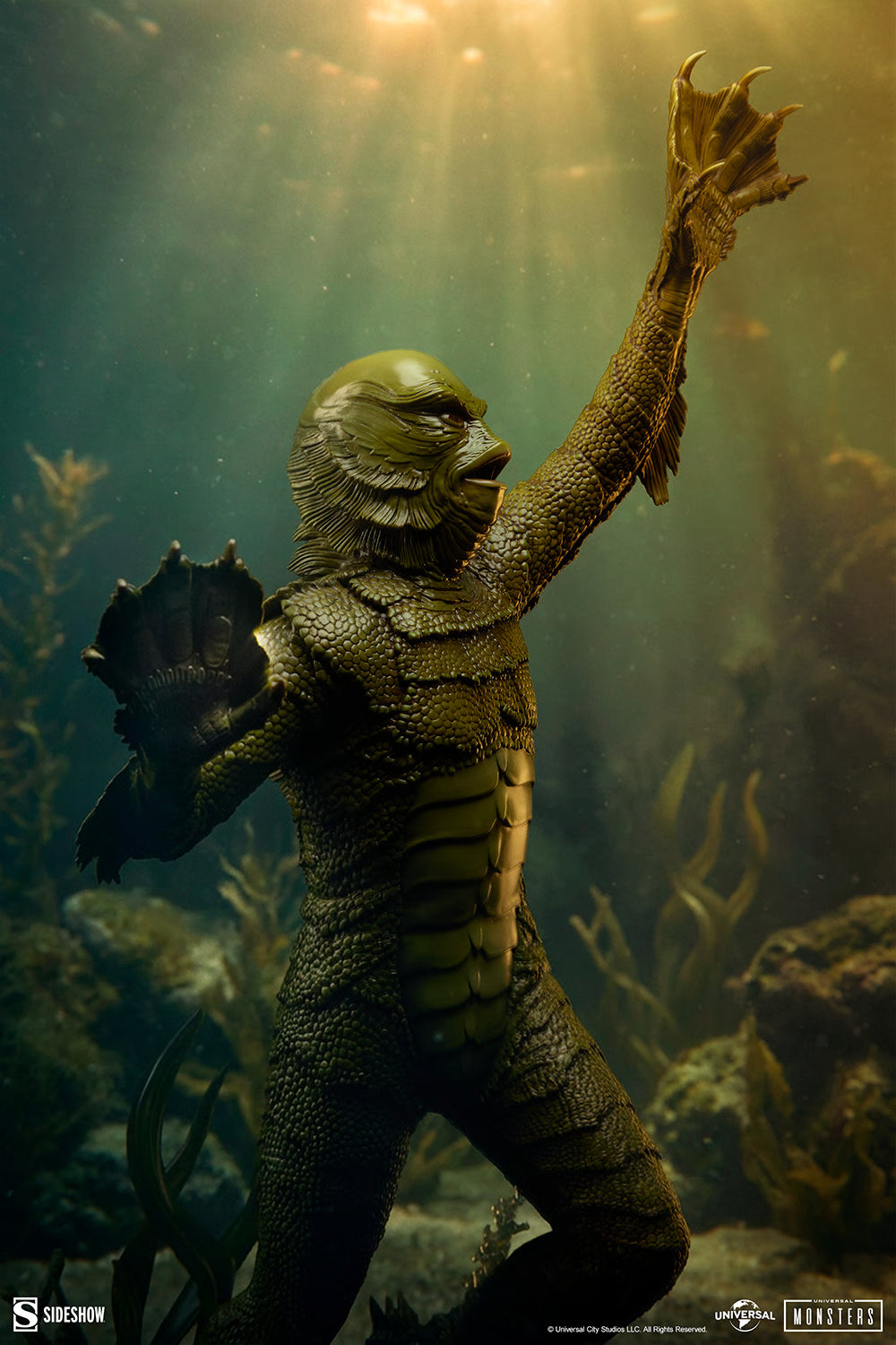 PRE-ORDER Sideshow Universal Monsters Creature from the Black Lagoon Premium Format Figure