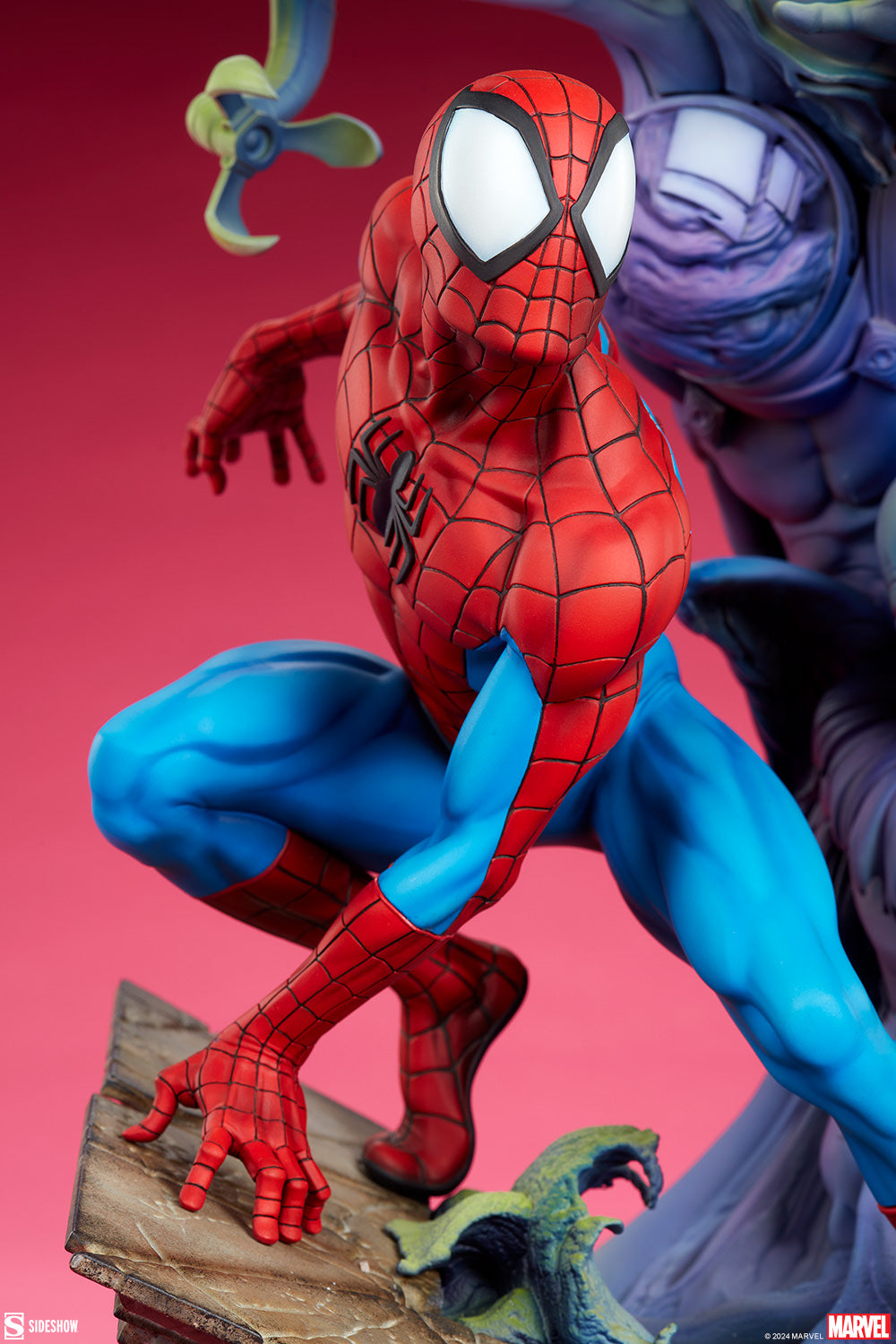 PRE-ORDER Spider-Man Premium Format™ Figure