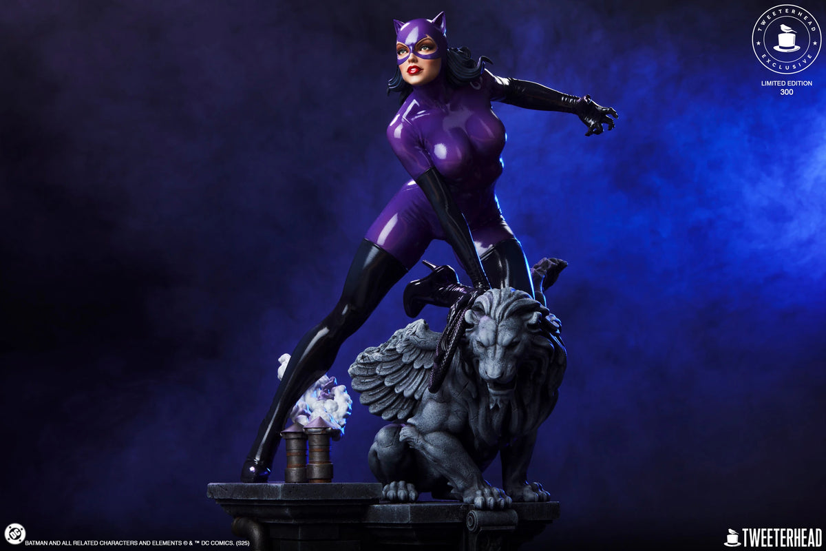 Catwoman (Purple Edition) Sixth Scale Statue