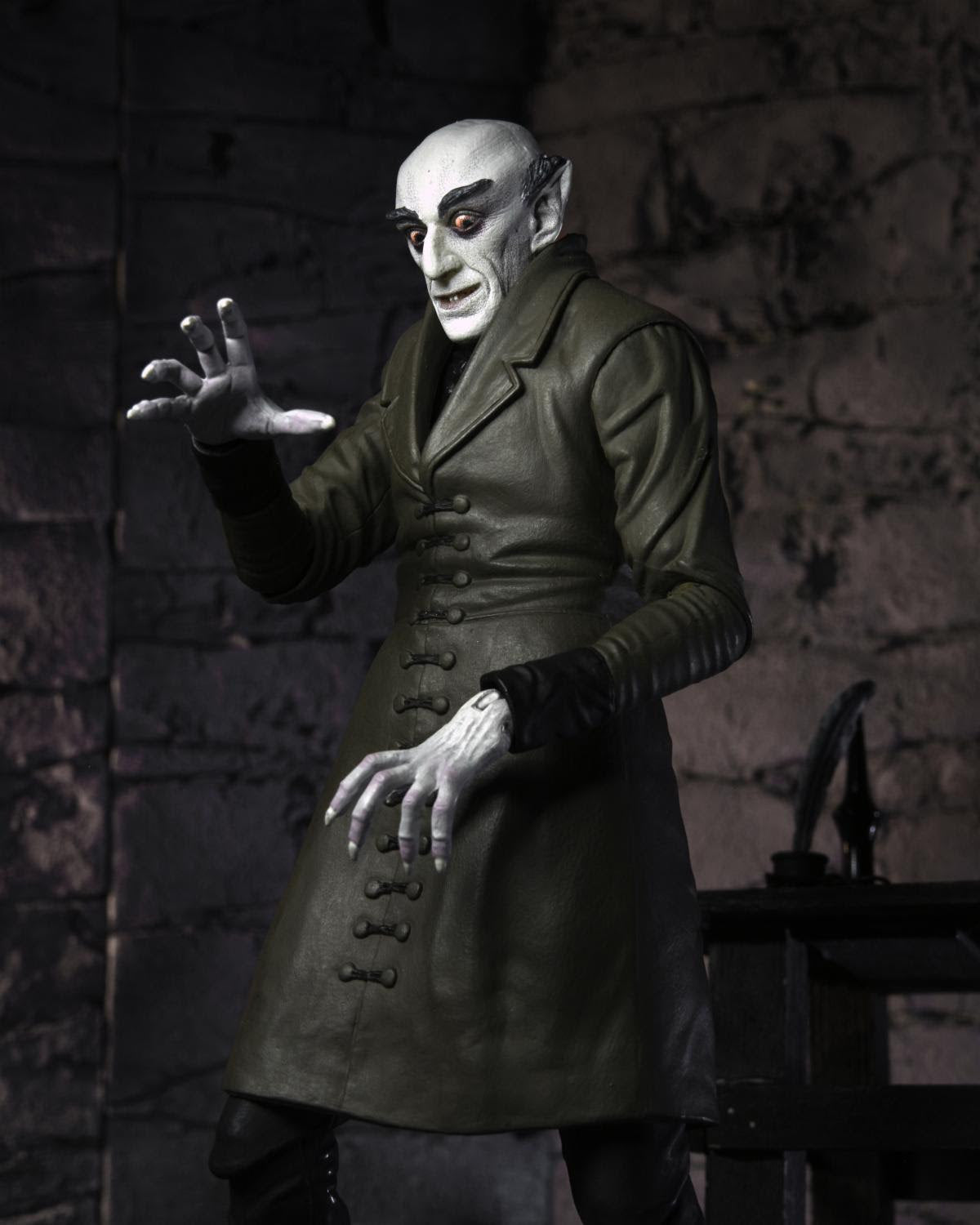 Nosferatu - 7" Scale Action Figure - Ultimate Count Orlok