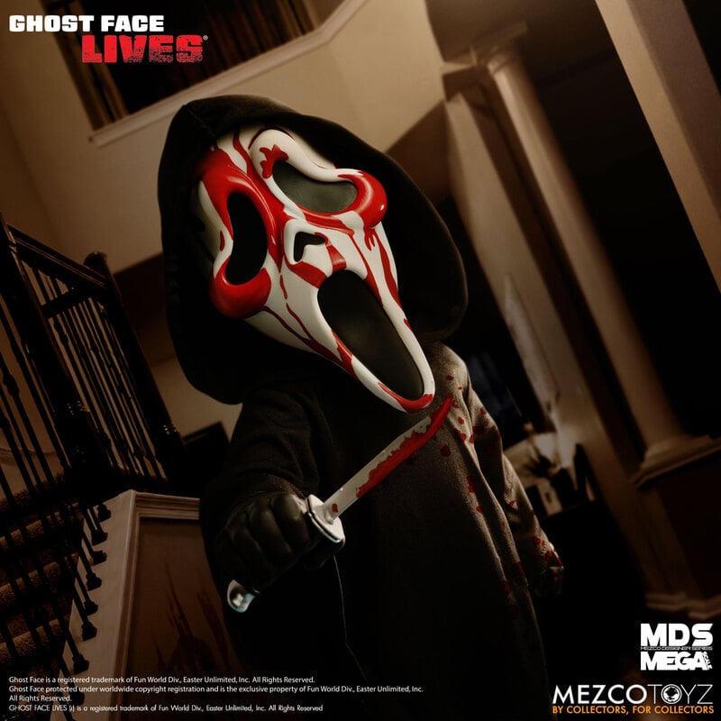 PRE-ORDER Mezco MDS Mega Scale Bloody Ghost Face 15-Inch Figure