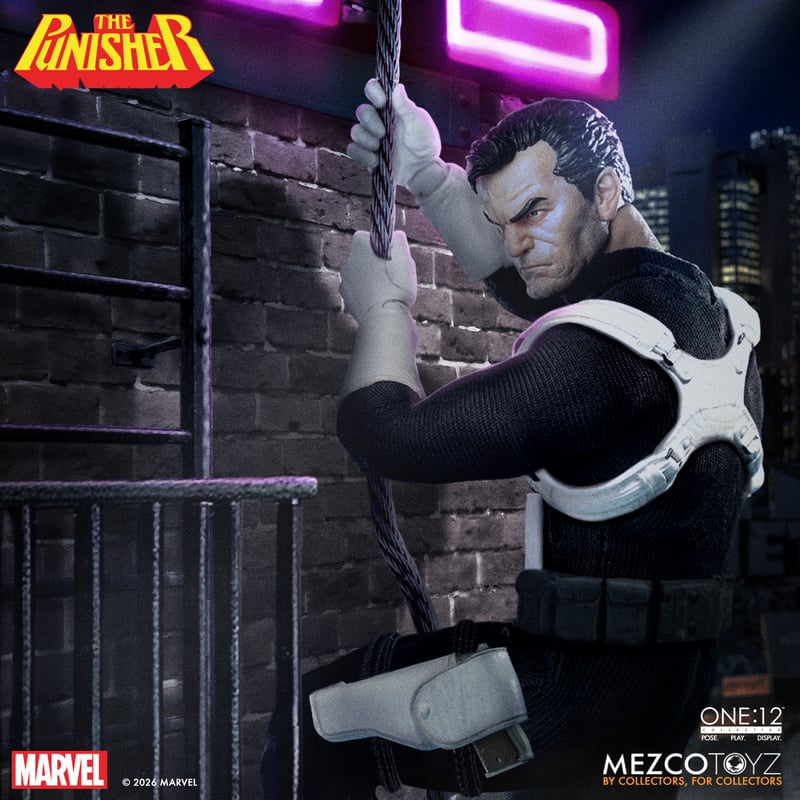 PRE-ORDER Mezco Toyz One:12 Collective Punisher