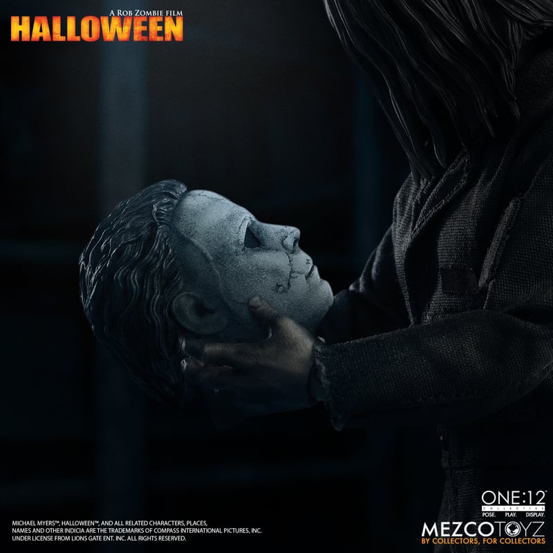 PRE-ORDER Halloween (2007): Michael Myers 1:12 Mezco Figure