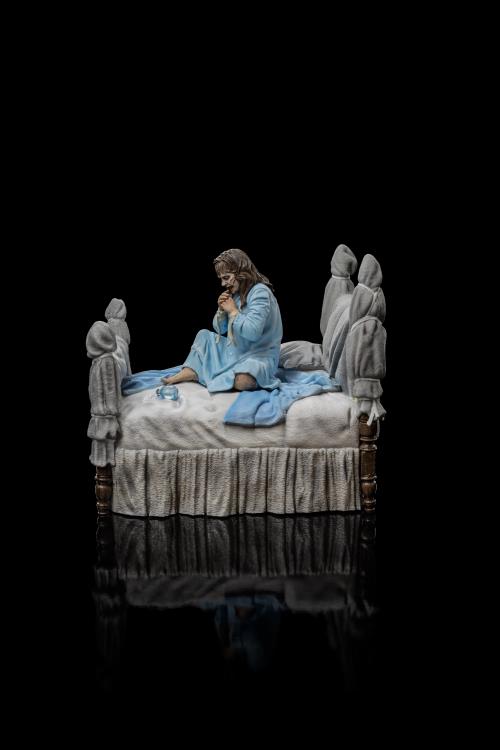 The Exorcist Possessed Regan MacNeil 1/10 Art Scale Limited Edition Statue