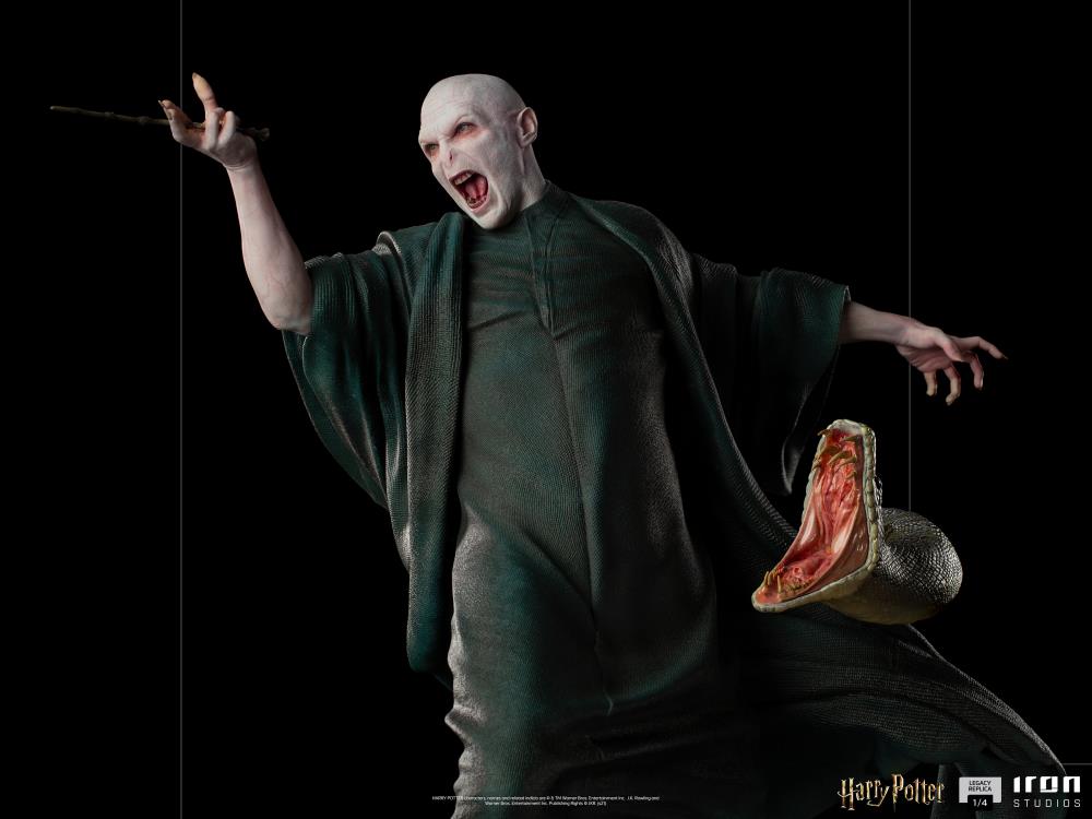 Harry Potter Legacy Replica Voldemort and Nagini 1/4 Scale Limited Edition Statue