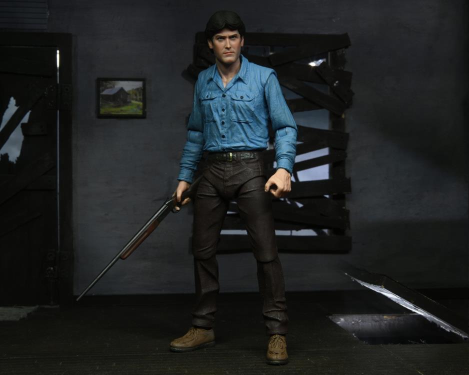 The Evil Dead 40th Anniversary Ultimate Ash Williams Figure