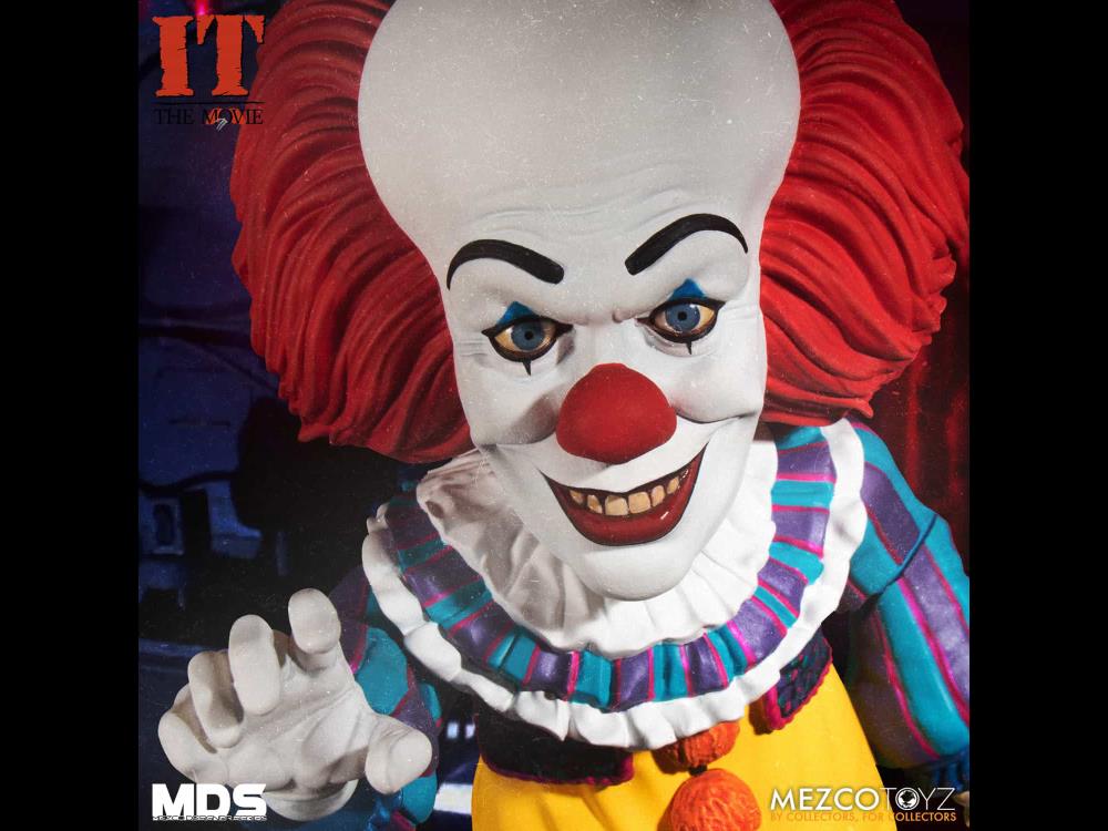 IT (1990): Deluxe Pennywise Designer Series