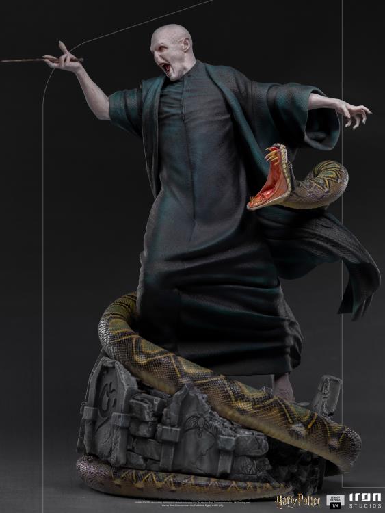 Harry Potter Legacy Replica Voldemort and Nagini 1/4 Scale Limited Edition Statue