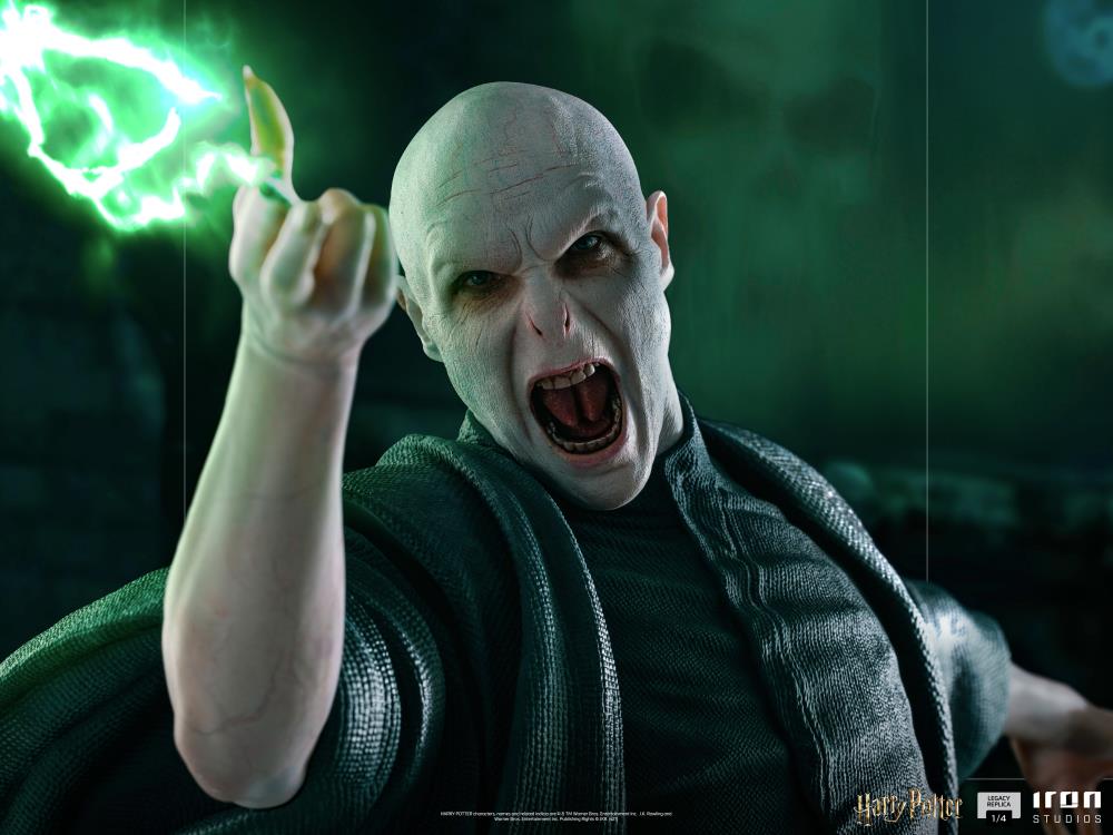 Harry Potter Legacy Replica Voldemort and Nagini 1/4 Scale Limited Edition Statue