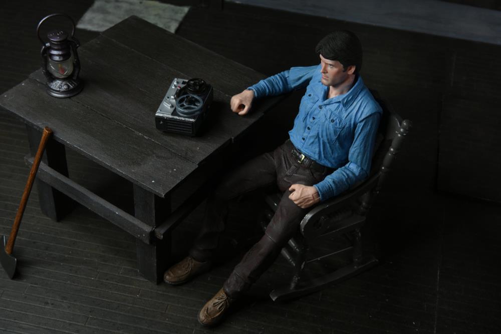 The Evil Dead 40th Anniversary Ultimate Ash Williams Figure