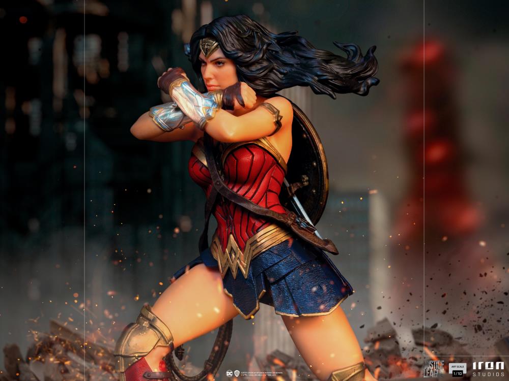 Zack Snyder's Justice League Wonder Woman 1/10 Art Scale Limited Edition Statue