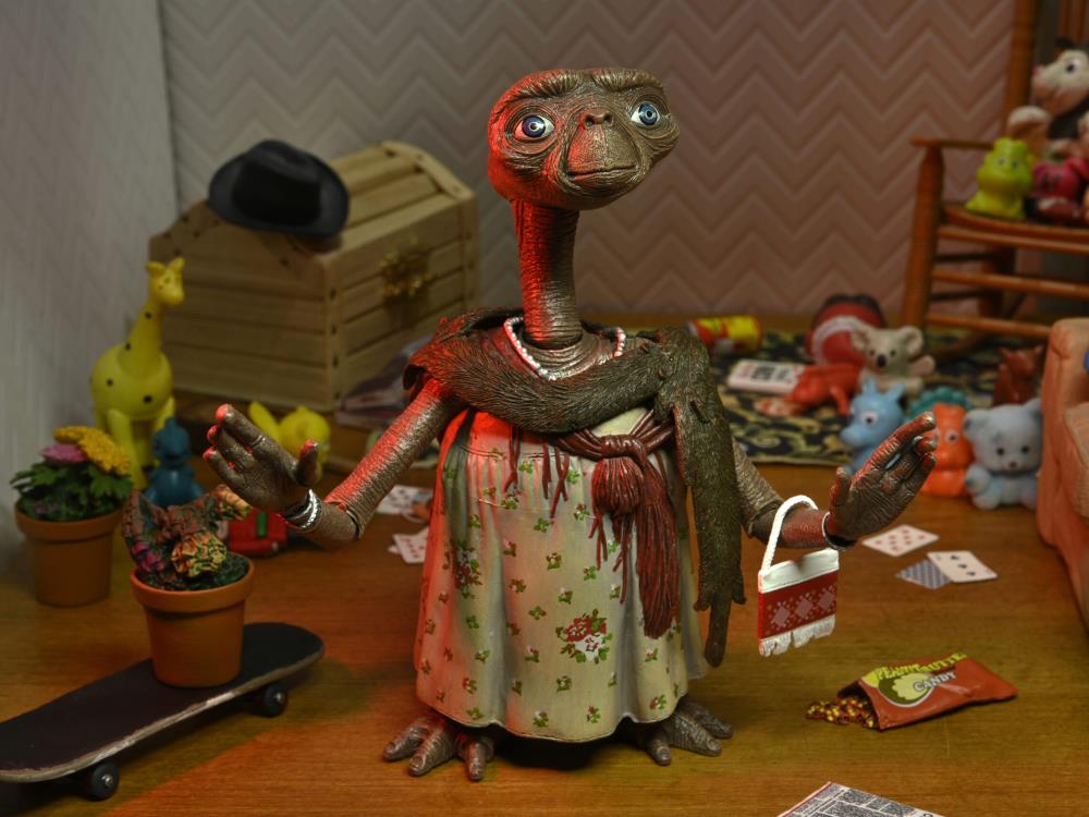 E.T. 40th Anniversary Ultimate Dress Up E.T.