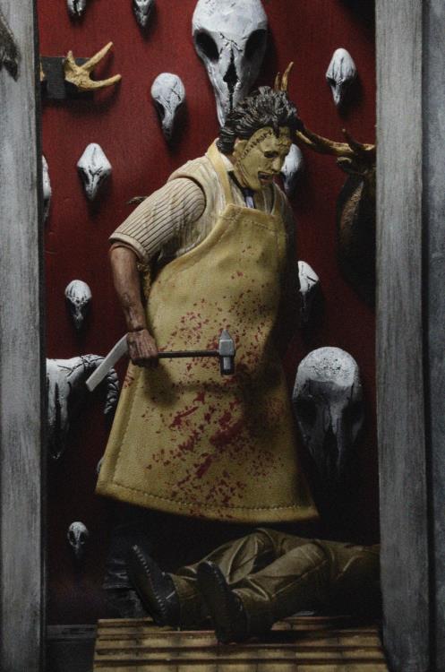 Texas Chainsaw Massacre- Ultimate Leatherface Figure by Neca