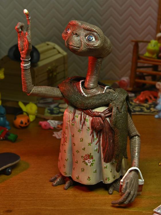 E.T. 40th Anniversary Ultimate Dress Up E.T.