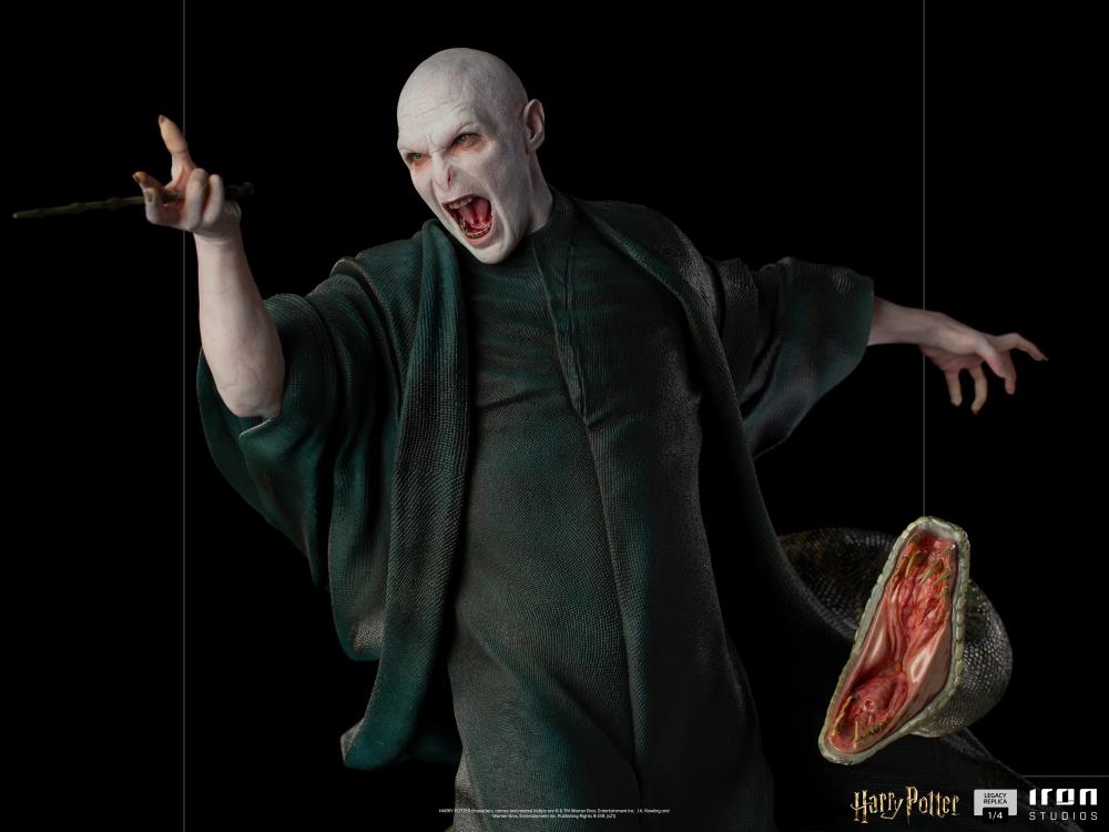 Harry Potter Legacy Replica Voldemort and Nagini 1/4 Scale Limited Edition Statue