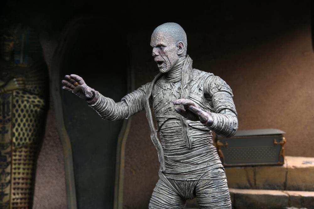 Universal Monsters Ultimate Mummy (Color) Figure