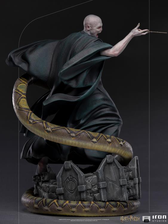 Harry Potter Legacy Replica Voldemort and Nagini 1/4 Scale Limited Edition Statue