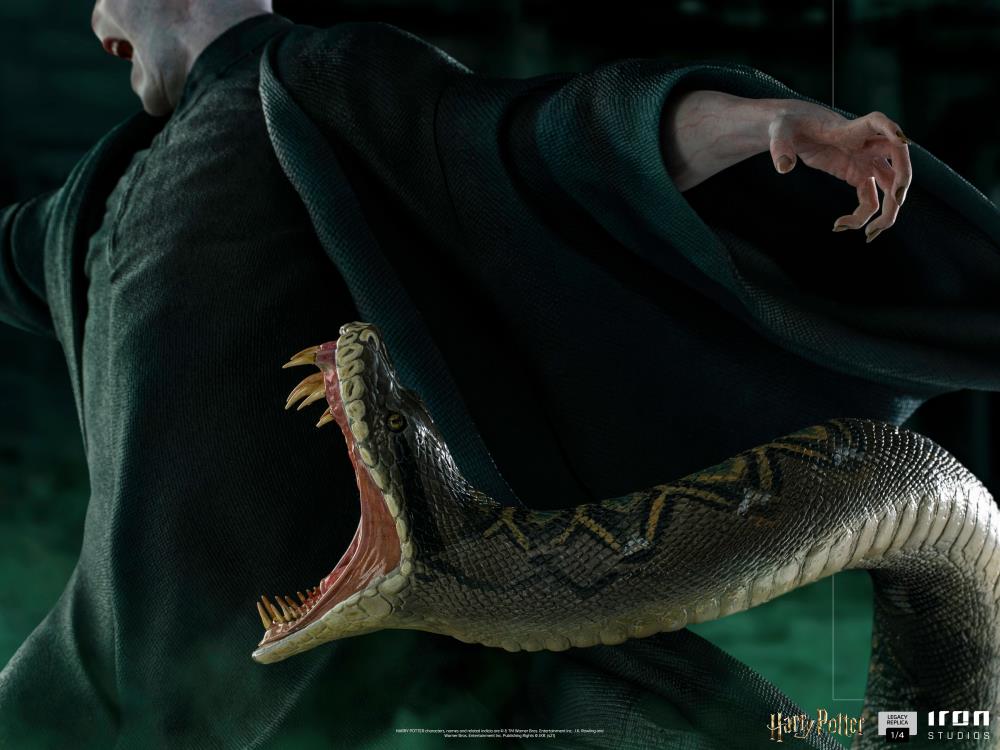 Harry Potter Legacy Replica Voldemort and Nagini 1/4 Scale Limited Edition Statue