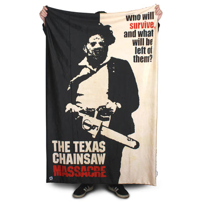 TEXAS CHAINSAW MASSACRE™ WHO WILL SURVIVE THROW BLANKET